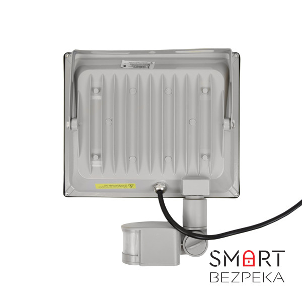 Комплект з двох LED-прожекторів Lightwell LW-50W-220PIR з датчиком руху
