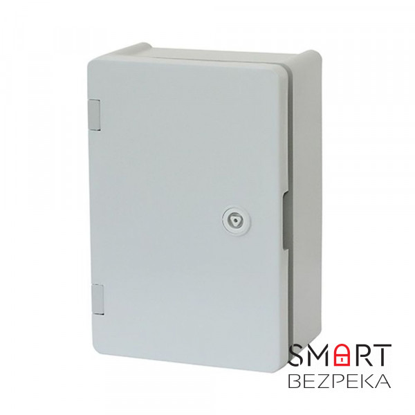 Щит ERKA 022 200 x 300 x 120 мм з монтажною панеллю і опаловими дверцятами