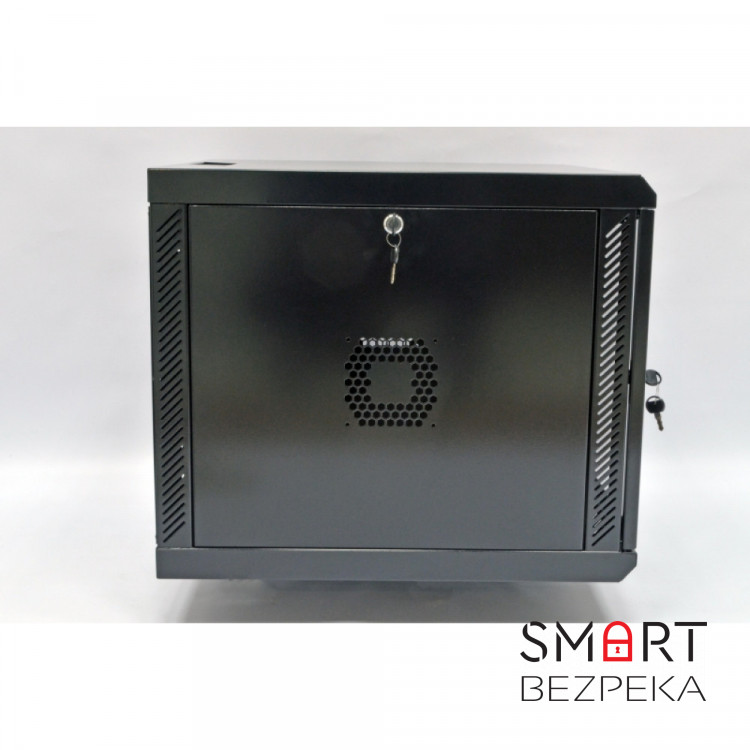 Шкаф серверный CMS 9U 600 х 600 х 507 UA-MGSWA96B для сетевого оборудования