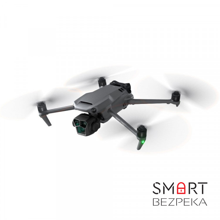 Квадрокоптер DJI Mavic 3 Pro Fly More Combo с DJI RC (CP.MA.00000660.01) с 3 камерами