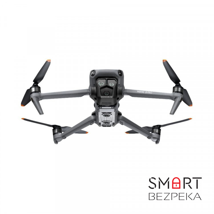 Квадрокоптер DJI Mavic 3 Pro Fly More Combo с DJI RC (CP.MA.00000660.01) с 3 камерами