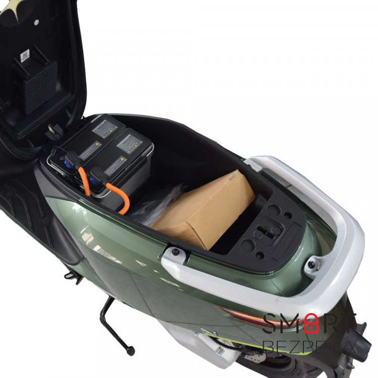 Электроскутер LVNENG NCE.2100 Electric motorcycle 2100W 72V25Ah