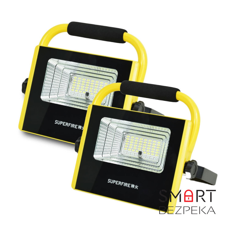Комплект из двух переносных аккумуляторных LED прожектов Superfire FS1-A