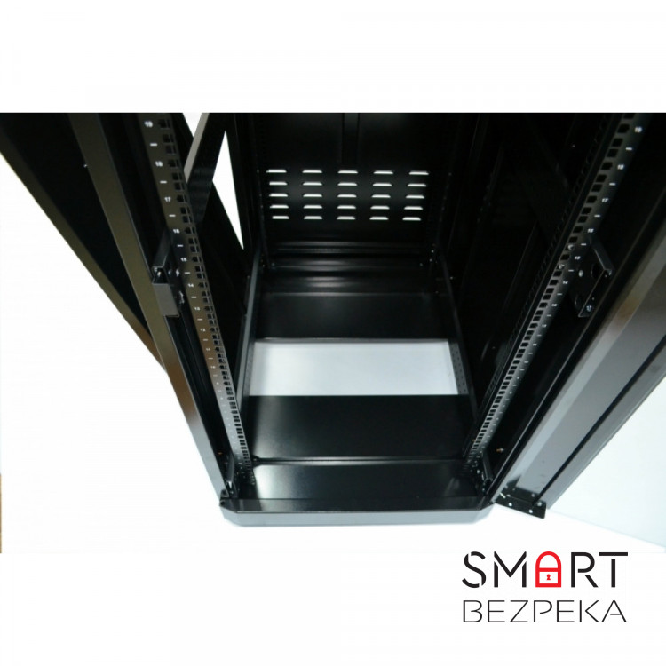 Шафа серверна CMS 24U 610 х 865 UA-MGSE2468MB посилена для мережевого обладнання