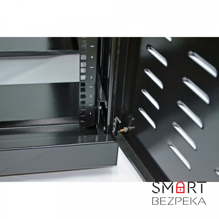 Шкаф серверный CMS 28U 610 х 1055 UA-MGSE28610MB усиленный для сетевого оборудования
