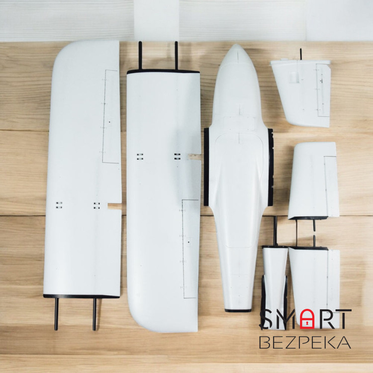Самолет БПЛА Fighter 2430mm WingSpan (Hand Version) ARF с электроникой