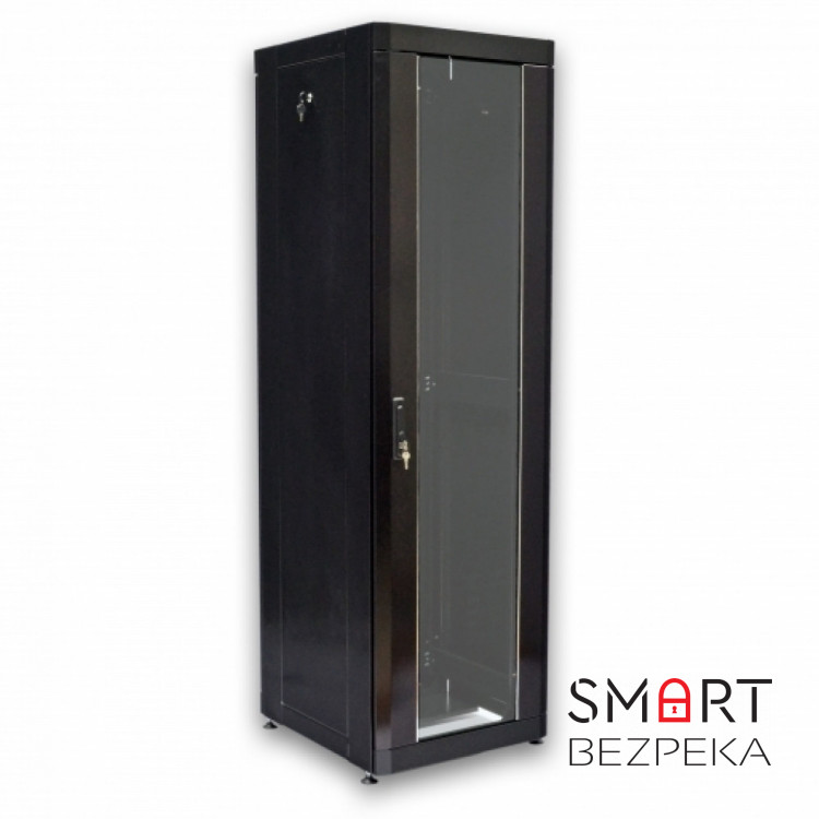 Шкаф серверный CMS 42U 610 х 675 UA-MGSE4266MB усиленный для сетевого оборудования