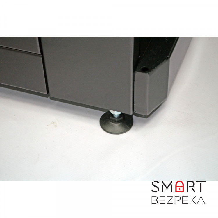 Шкаф серверный CMS 42U 610 х 865 UA-MGSE4268MB усиленный для сетевого оборудования