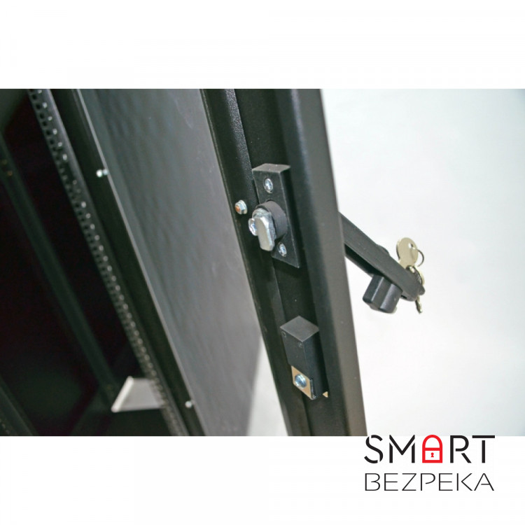 Шафа серверна CMS 42U 610 х 1055 UA-MGSE42610MB посилена для мережевого обладнання