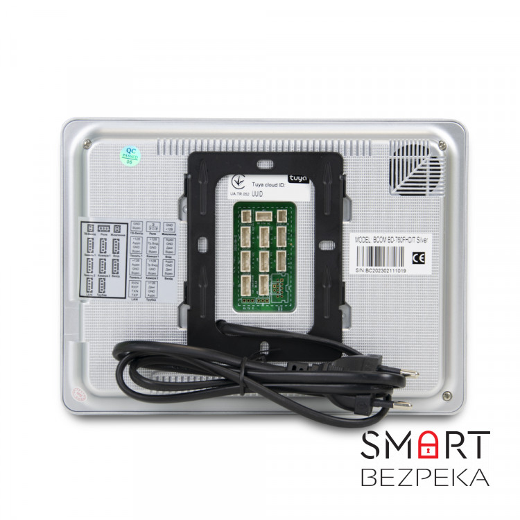 Комплект Wi-Fi видеодомофона 7" BCOM BD-760FHD/T Silver с поддержкой Tuya Smart + BT-400HD-AC Black