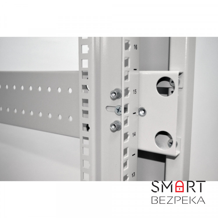 Шкаф серверный CMS 24U 610 х 675 UA-MGSE2466MG усиленный для сетевого оборудования
