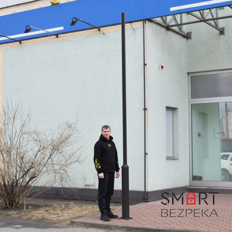 Стовп парковий Lightwell 4м чорний