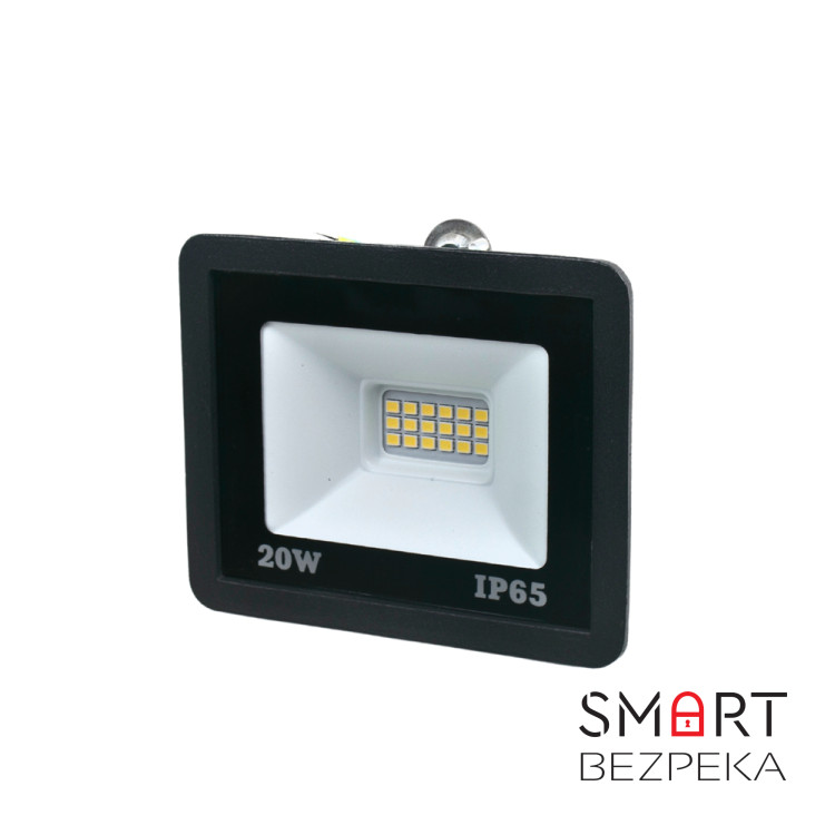 Комплект 4+4 светодиодных прожектора Lightwell 20W: 4 x LW-FL-B-20 и 4 x LW-FL-B-20-S с датчиком движения