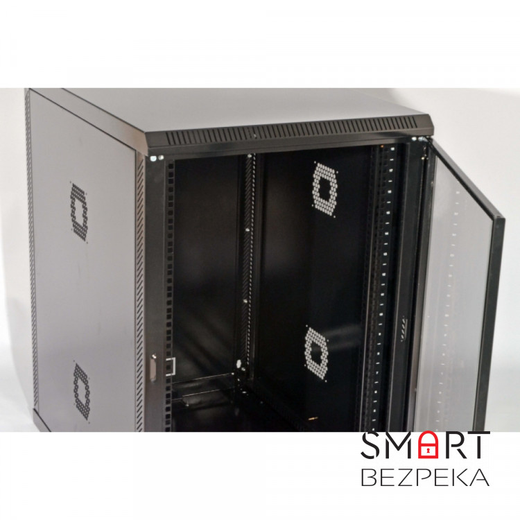 Шкаф серверный CMS 18U 600 х 800 х 907 UA-MGSWA188B для сетевого оборудования